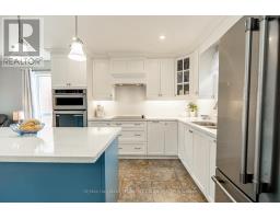 27 FAIRWOOD DRIVE, Georgina, Ontario
