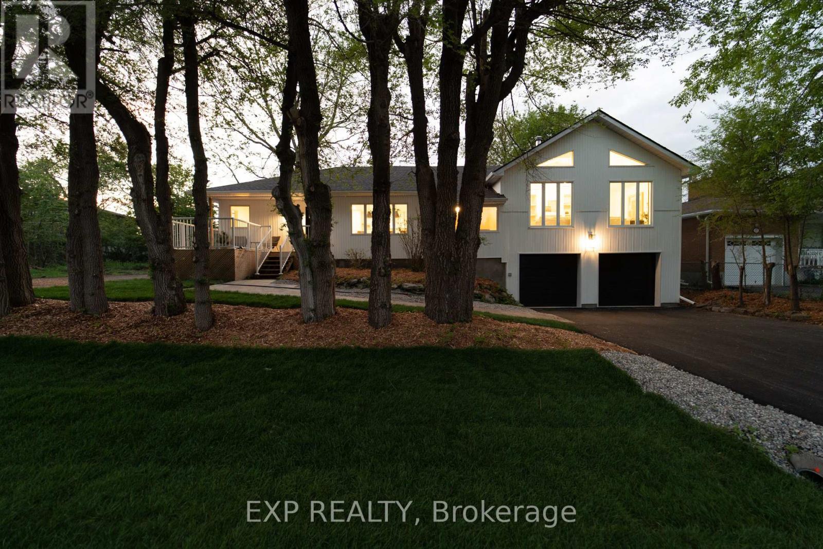 23 Harris Place, Ottawa, Ontario  K2G 2P3 - Photo 42 - X12146891