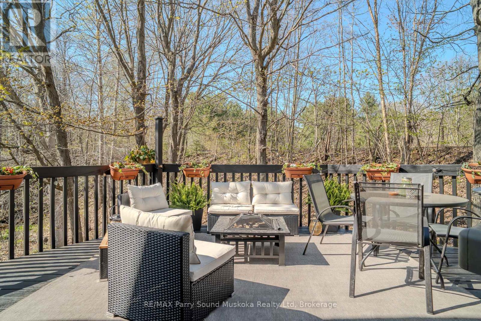 13 Kristen Heights, Parry Sound, Ontario  P2A 2Z5 - Photo 11 - X12153039