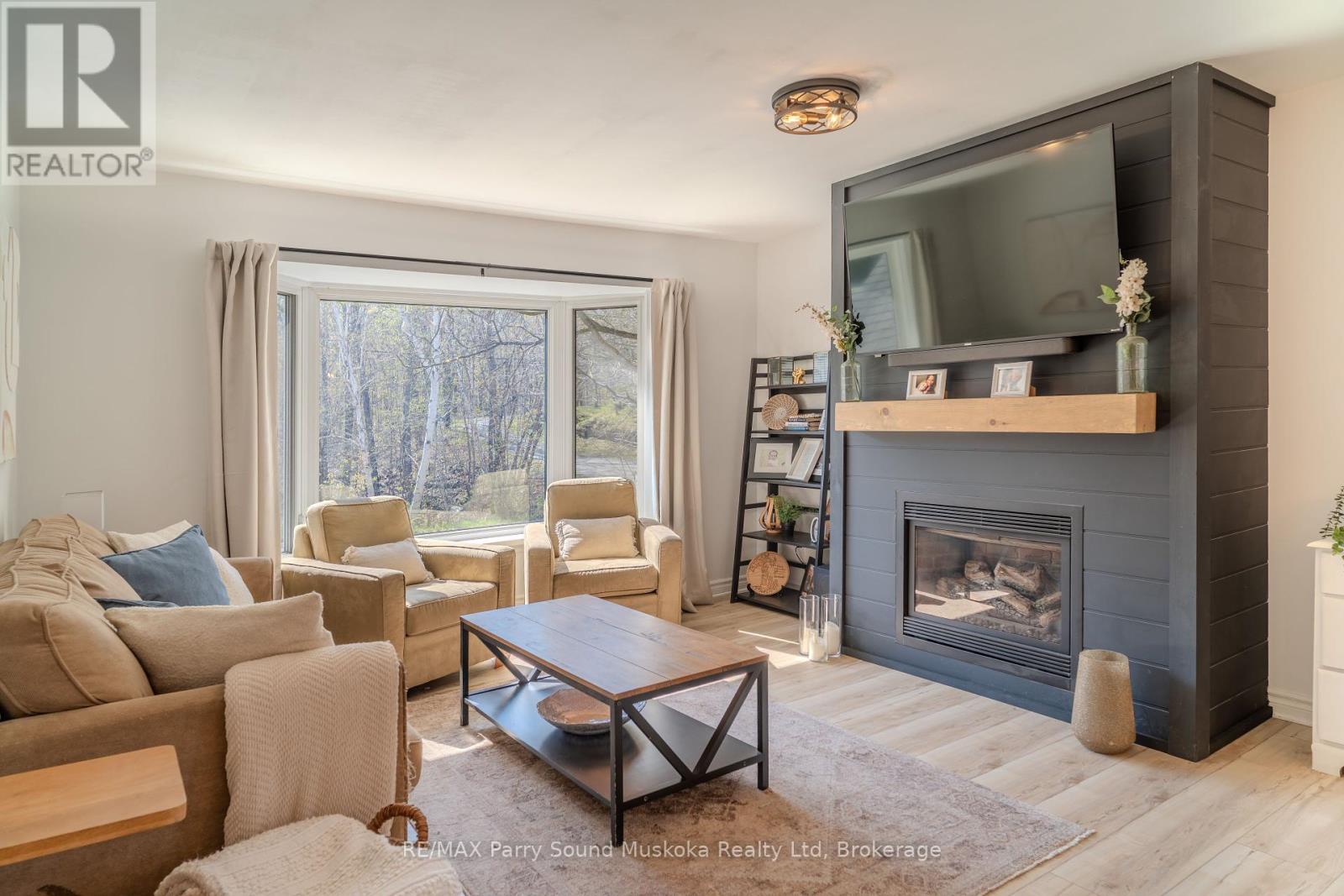 13 Kristen Heights, Parry Sound, Ontario  P2A 2Z5 - Photo 14 - X12153039