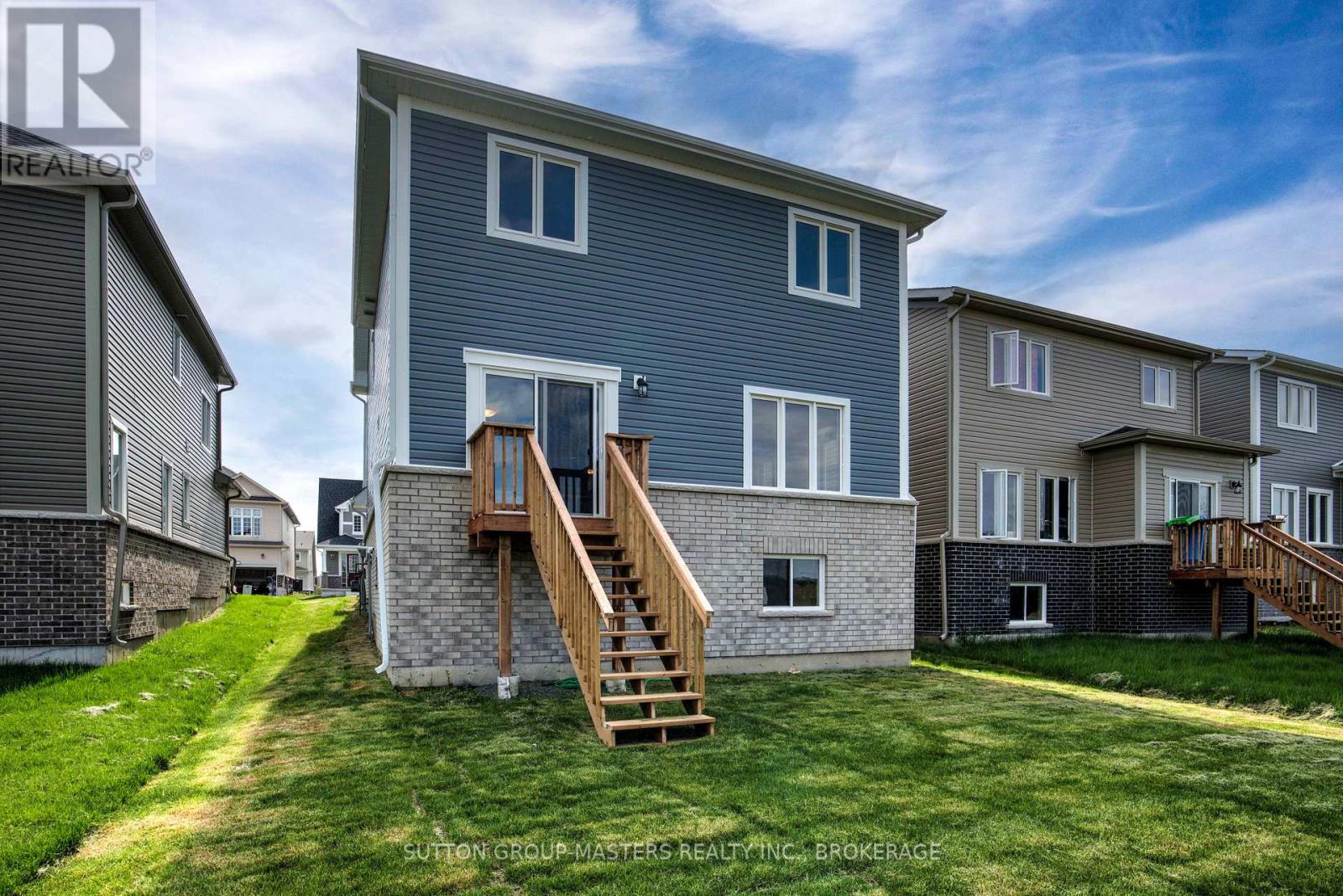 102 Oakmont Drive, Loyalist, Ontario  K0H 1G0 - Photo 17 - X12152964