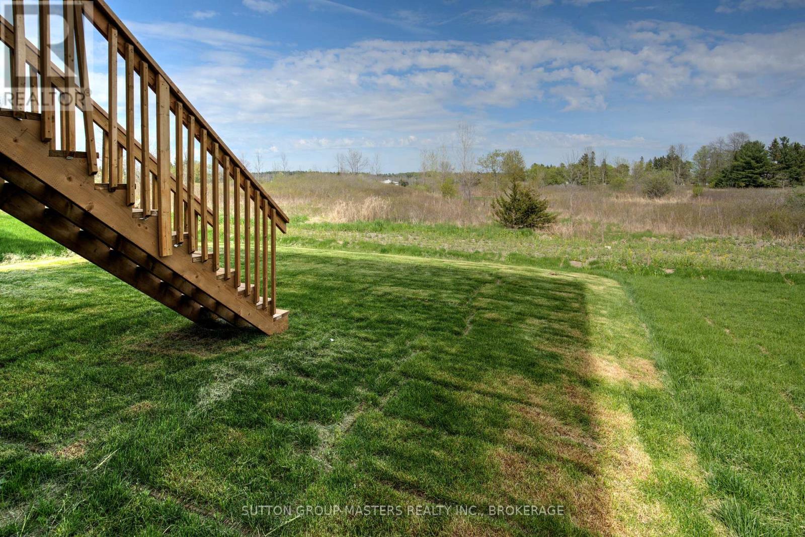 102 Oakmont Drive, Loyalist, Ontario  K0H 1G0 - Photo 12 - X12152964