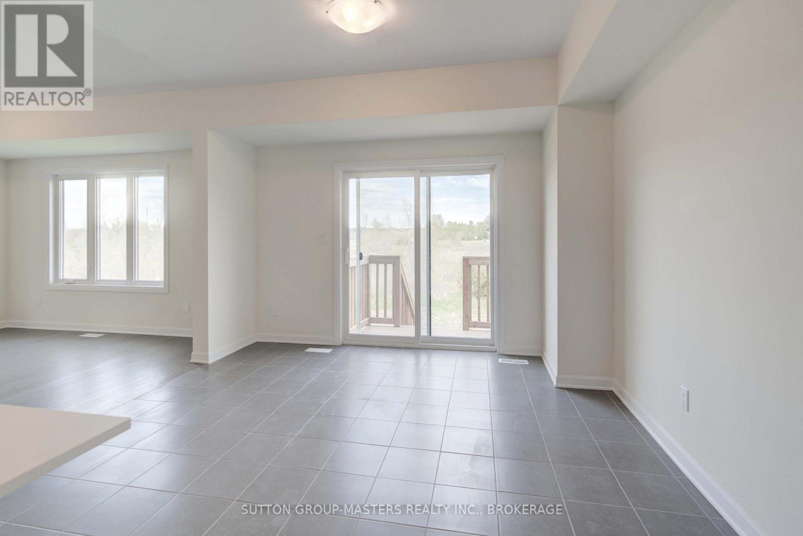 102 Oakmont Drive, Loyalist, Ontario  K0H 1G0 - Photo 14 - X12152964