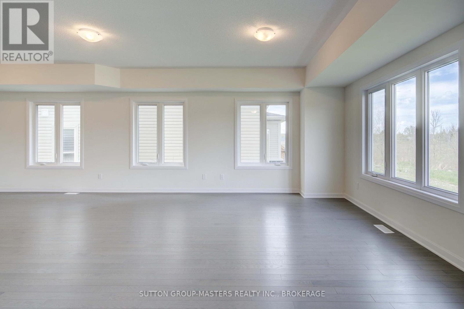 102 Oakmont Drive, Loyalist, Ontario  K0H 1G0 - Photo 16 - X12152964