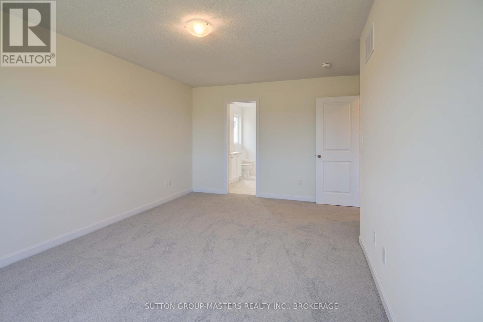 102 Oakmont Drive, Loyalist, Ontario  K0H 1G0 - Photo 29 - X12152964