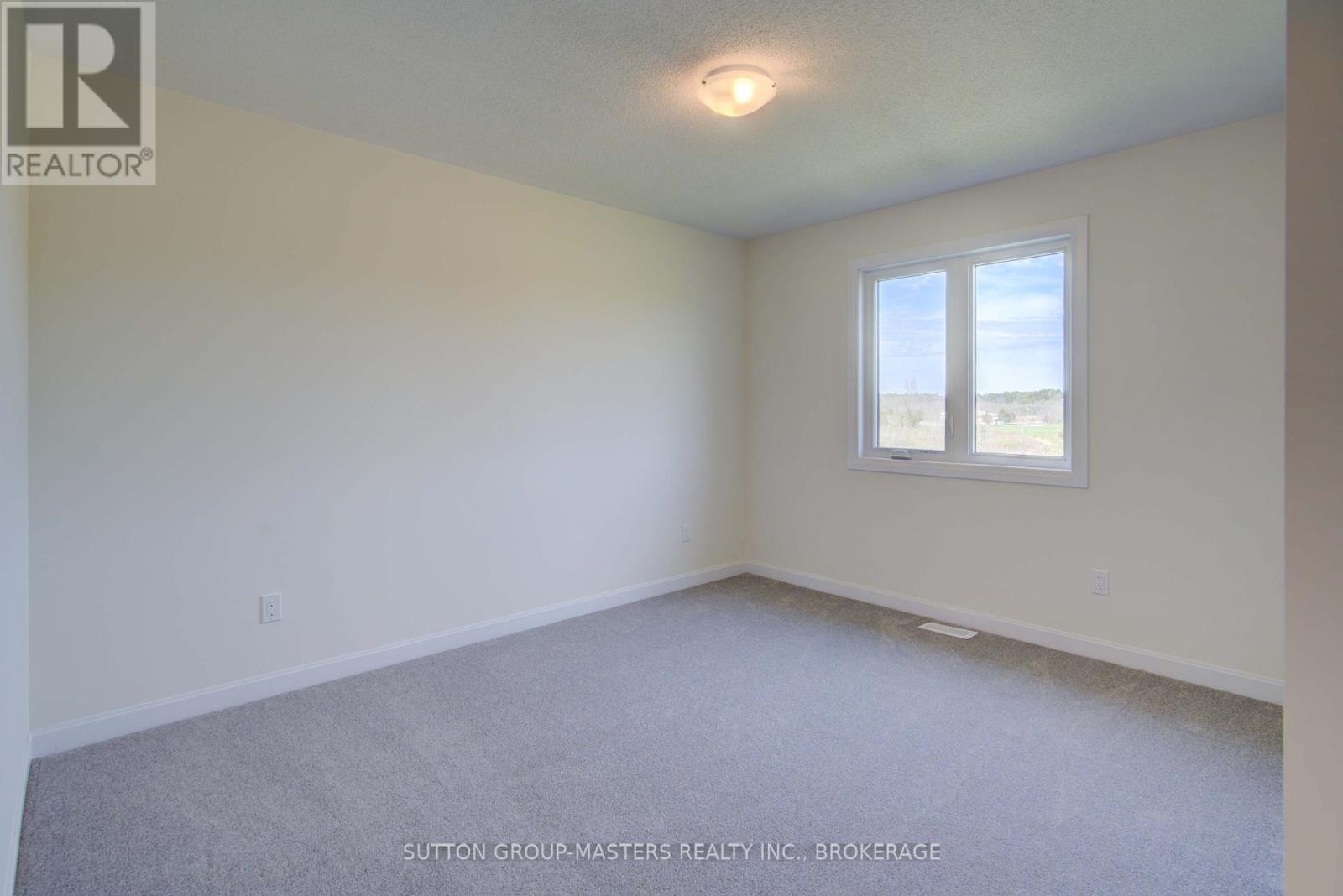 102 Oakmont Drive, Loyalist, Ontario  K0H 1G0 - Photo 37 - X12152964