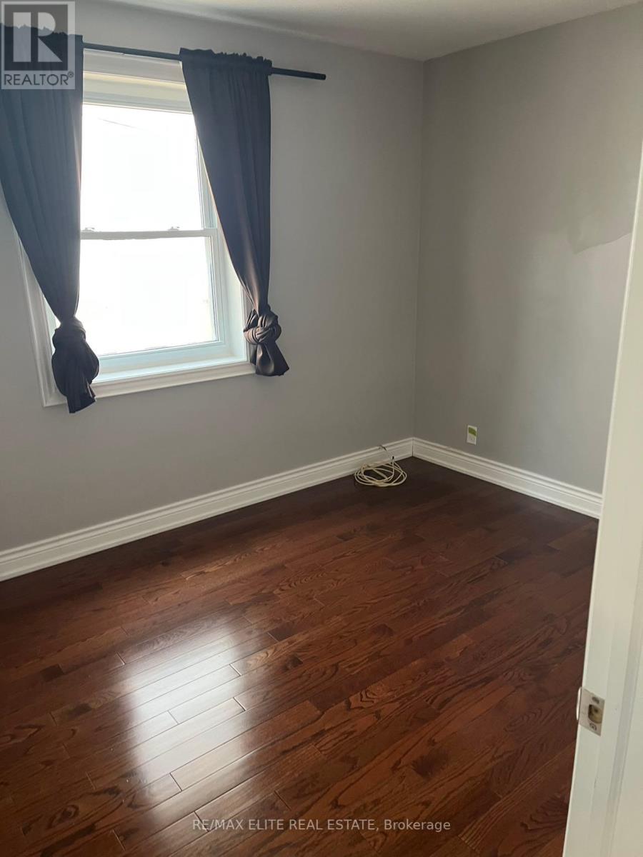Main - 34 Irvington Crescent, Toronto, Ontario  M2N 2Z1 - Photo 6 - C12153048