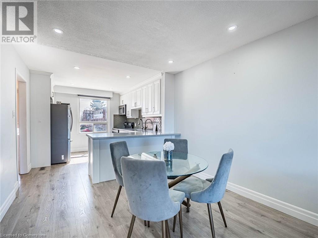 2445 Homelands Drive Unit# 47, Mississauga, Ontario  L5K 2C6 - Photo 10 - 40725137
