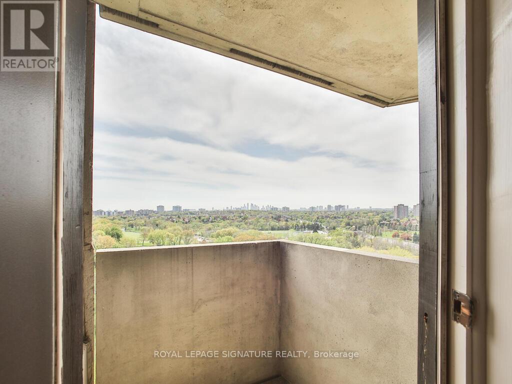 F19 - 288 Mill Road, Toronto, Ontario  M9C 4X7 - Photo 40 - W12148613