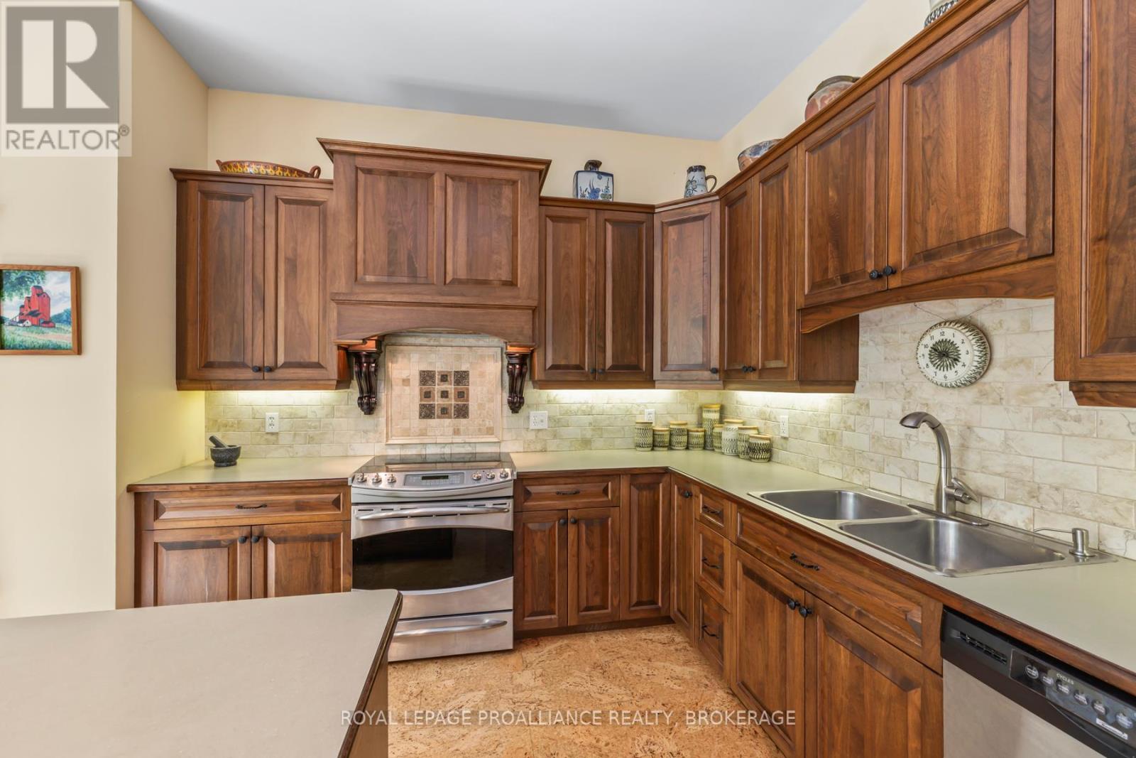 1358 Norway Road, Frontenac, Ontario  K0H 2L0 - Photo 9 - X12153139