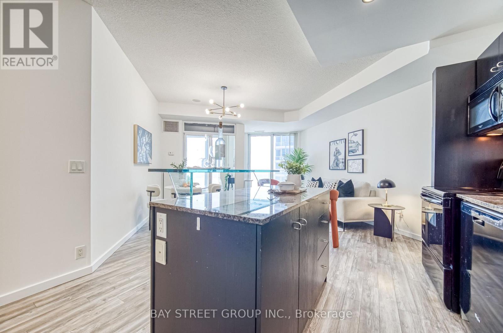 2811 - 8 York Street, Toronto, Ontario  M5J 2Y2 - Photo 12 - C12152891