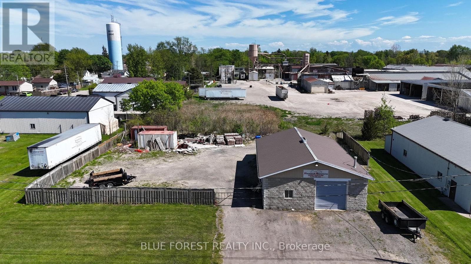 186 Gilbert Street, West Elgin, Ontario  N0L 2P0 - Photo 17 - X12153080