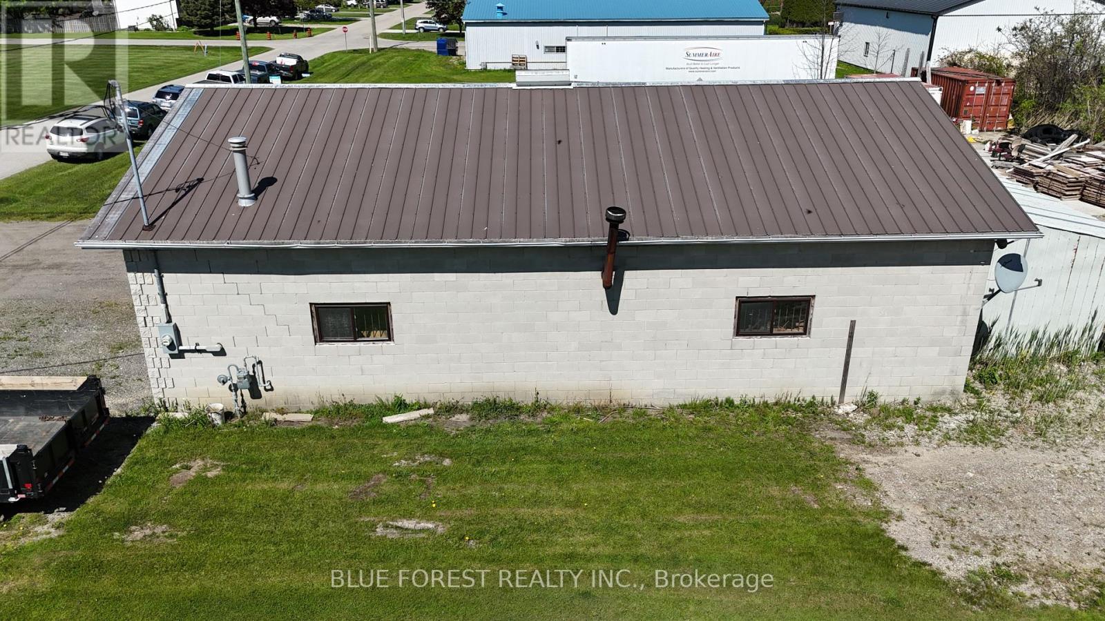 186 Gilbert Street, West Elgin, Ontario  N0L 2P0 - Photo 6 - X12153080