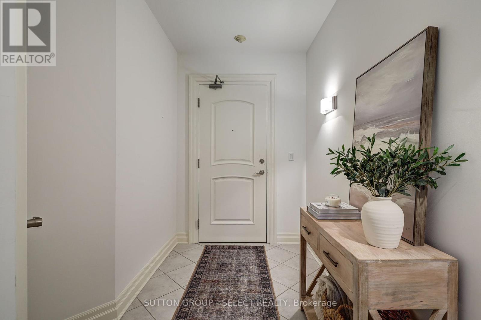806 - 250 Pall Mall Street, London East (East F), Ontario  N6A 6K3 - Photo 4 - X12153126