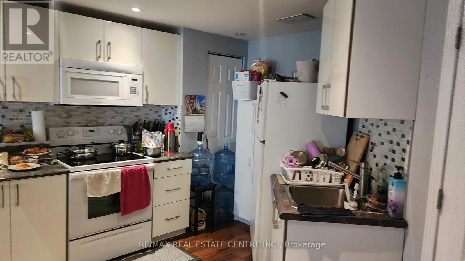 127 Silurian (Basement) Drive, Guelph, Ontario  N1E 7G2 - Photo 19 - X12153042