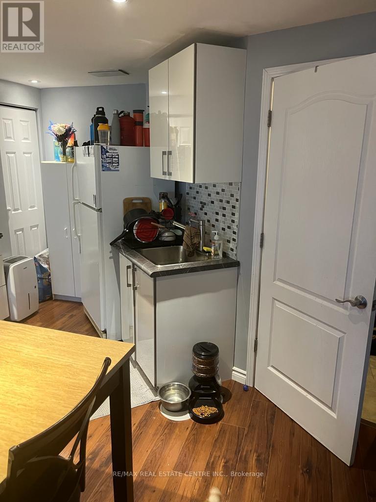 127 Silurian (Basement) Drive, Guelph, Ontario  N1E 7G2 - Photo 2 - X12153042