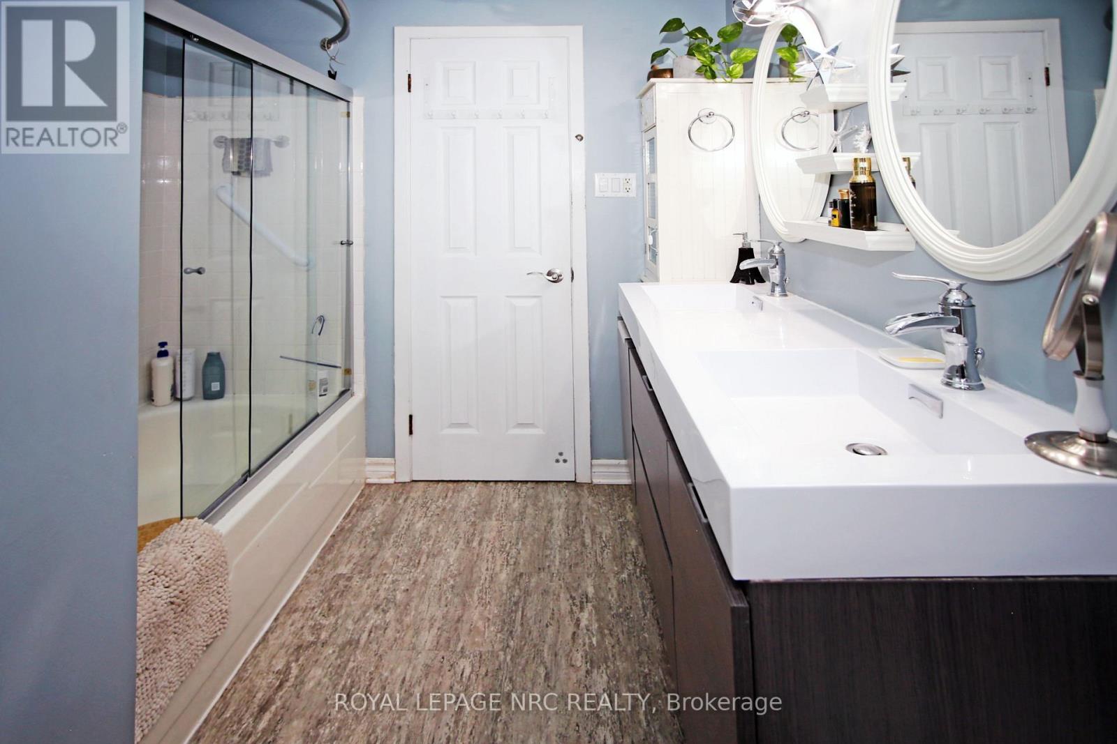 767 Parkdale Avenue, Fort Erie (Crescent Park), Ontario  L2A 5B7 - Photo 27 - X12153085