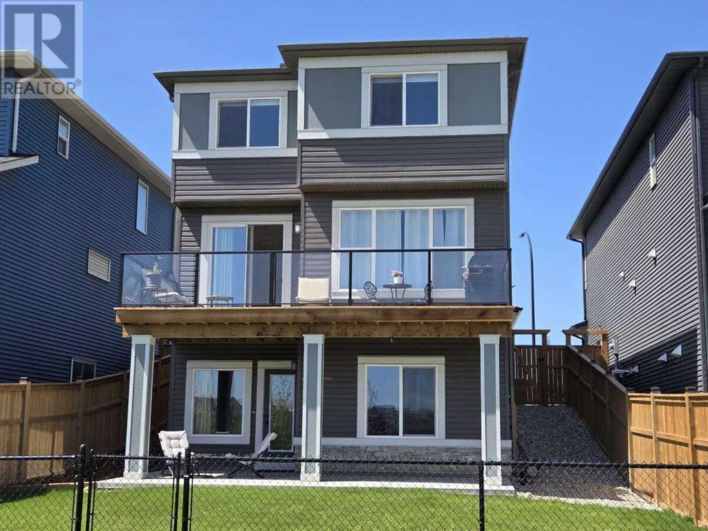 Property at 178 Creekside Way SW image 3