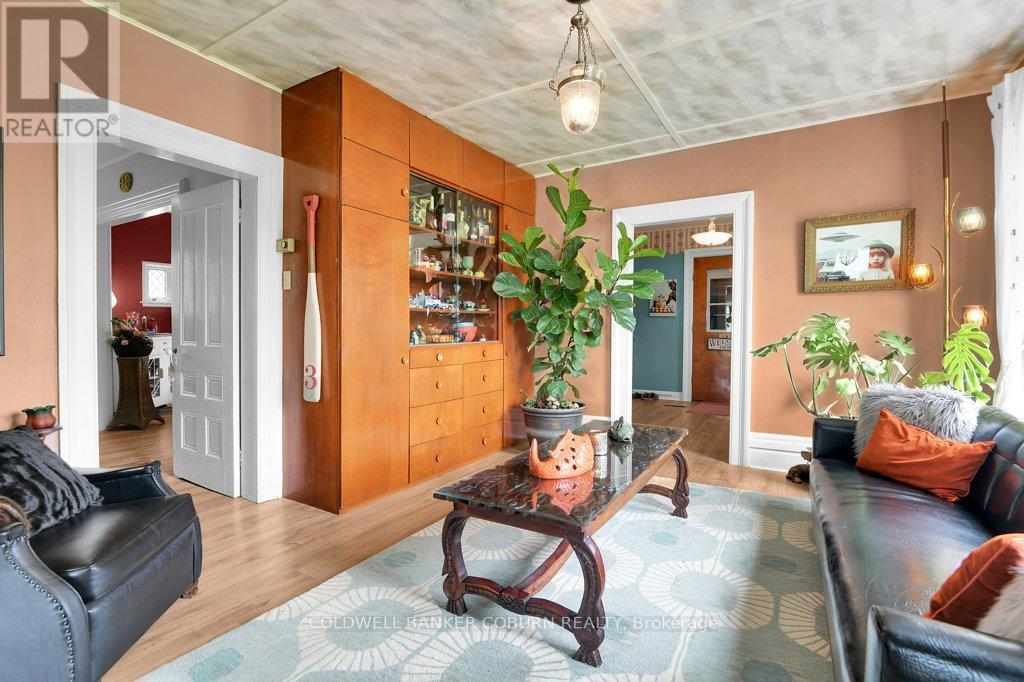 5680 Cherry Street, South Dundas, Ontario  K0C 1X0 - Photo 5 - X12153122