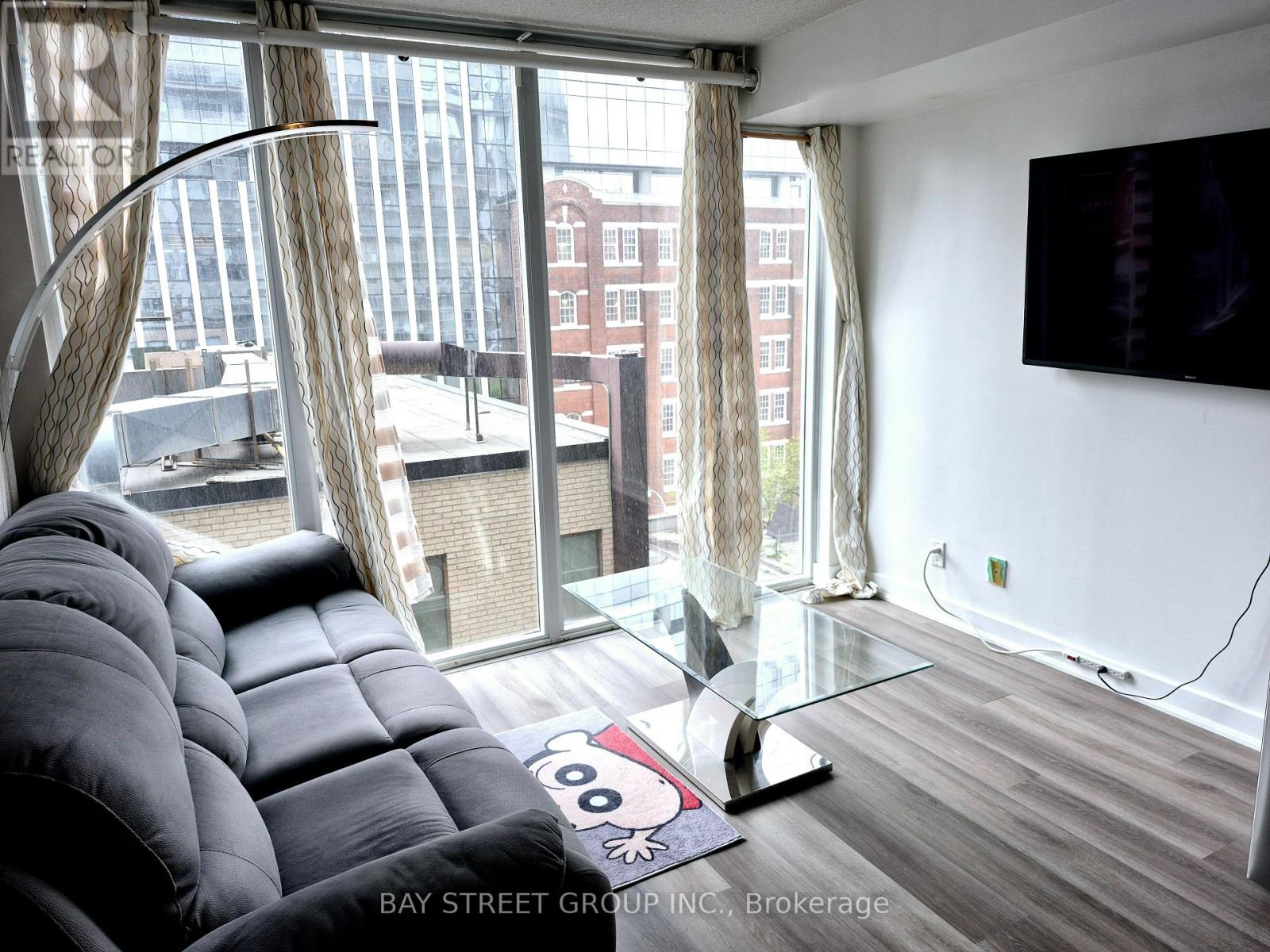 631 - 21 Nelson Street, Toronto (Waterfront Communities), Ontario  M5V 3H9 - Photo 5 - C12153113