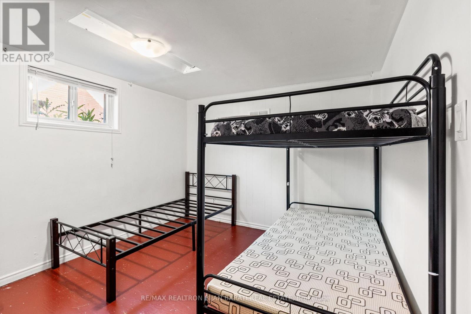 195 Moore Park Avenue, Toronto, Ontario  M2M 1N3 - Photo 16 - C12153135