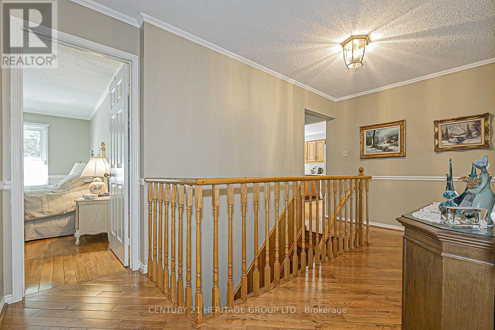 28 Spence Drive, Aurora, Ontario  L4G 5V7 - Photo 11 - N12146733