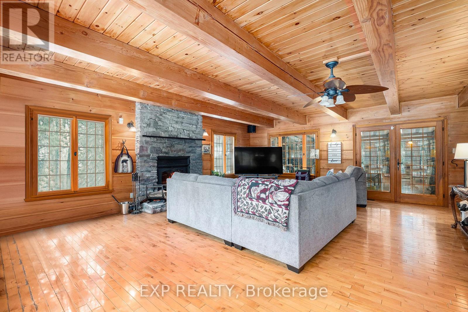 Property at 7925 RESOLUTE WAY image 4