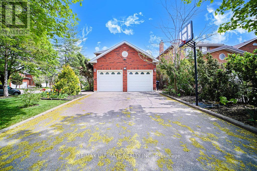 Property at 431 COMMONWEALTH CIRCLE image 2