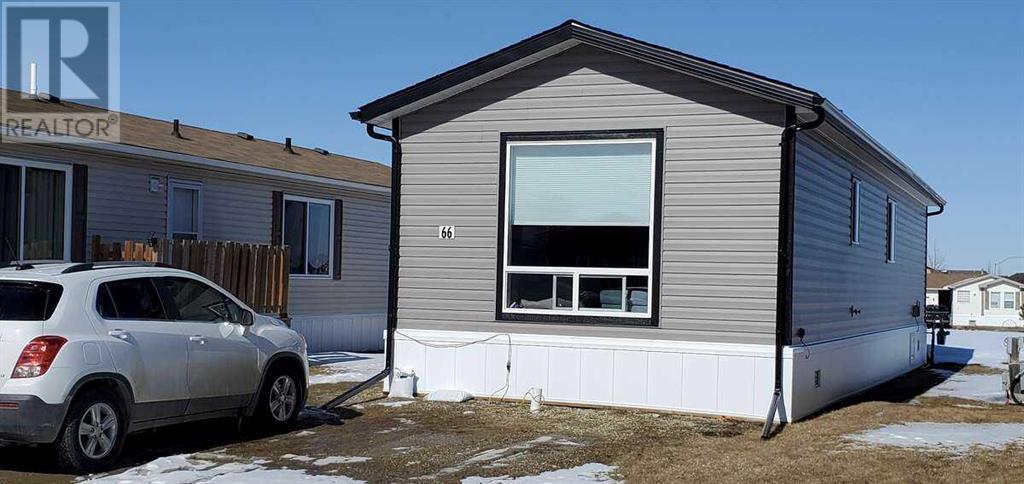 66, 15 Mackenzie Ranch Way, Lacombe, Alberta  T4L 0B4 - Photo 2 - A2204356