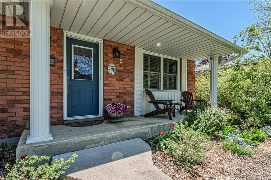 Property at 5 BRANT Street image 4