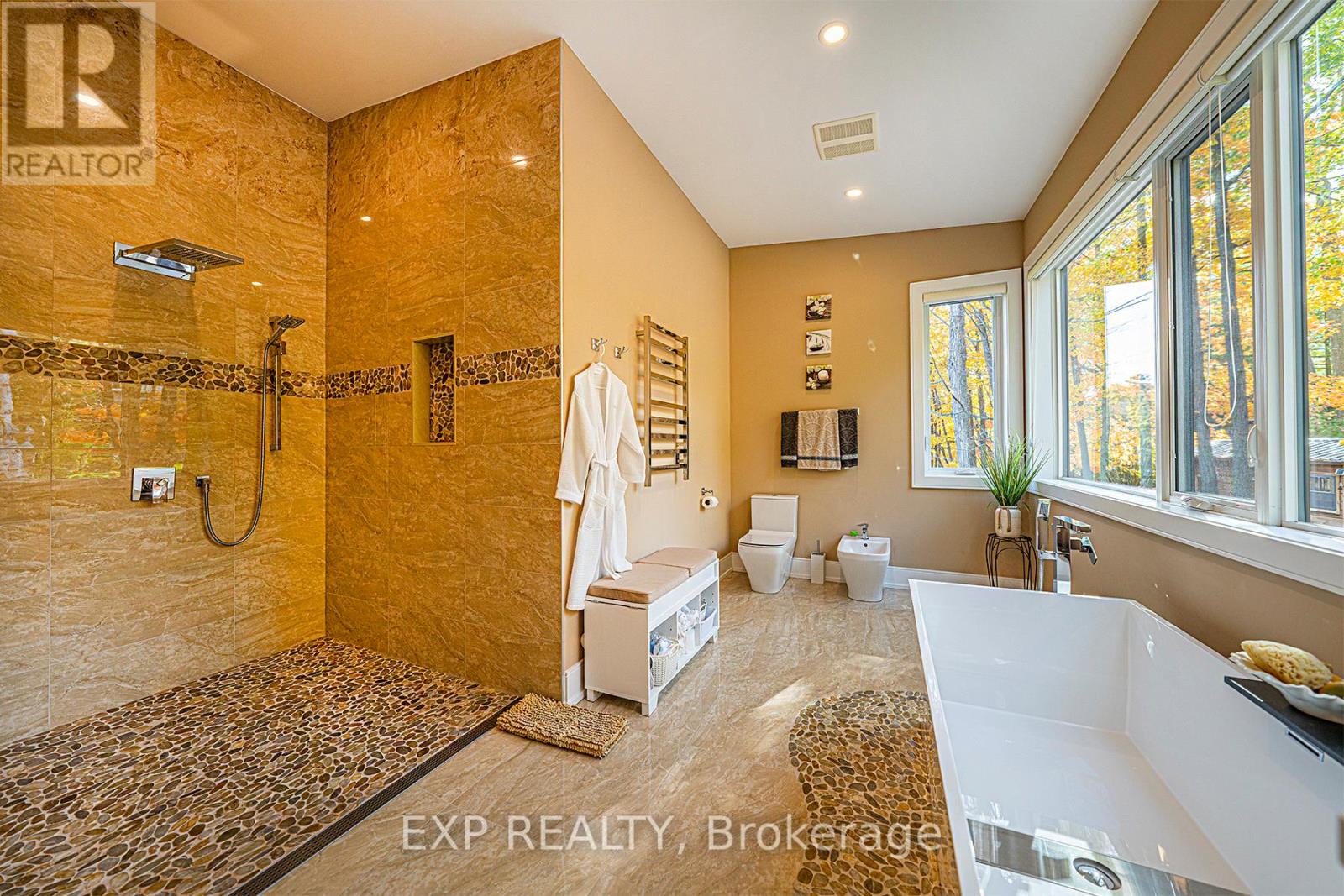 5 Birch Knoll Road, Georgina, Ontario  L0E 1R0 - Photo 22 - N12153081