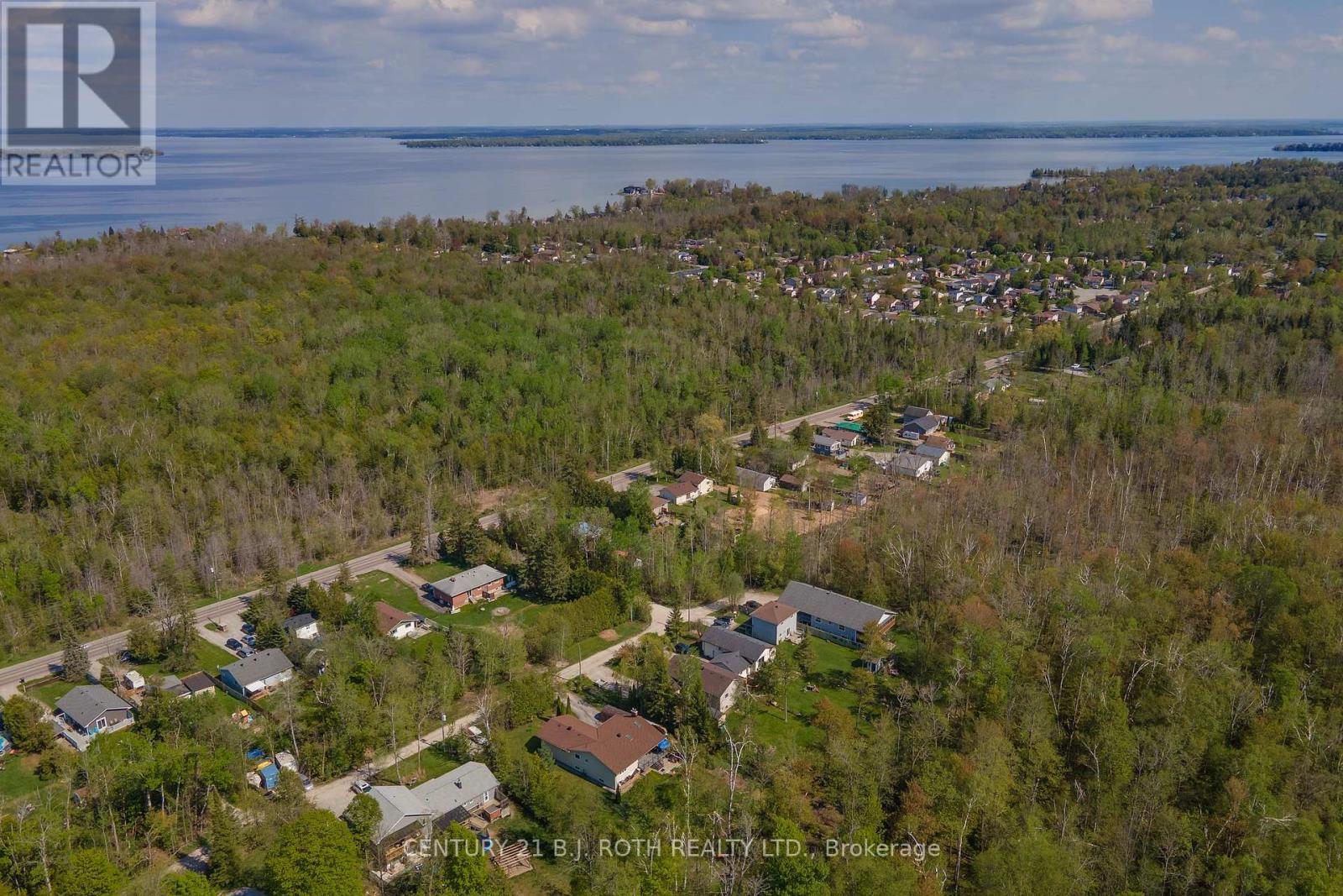 2636 Wilson Place, Innisfil, Ontario  L9S 3V2 - Photo 11 - N12153127