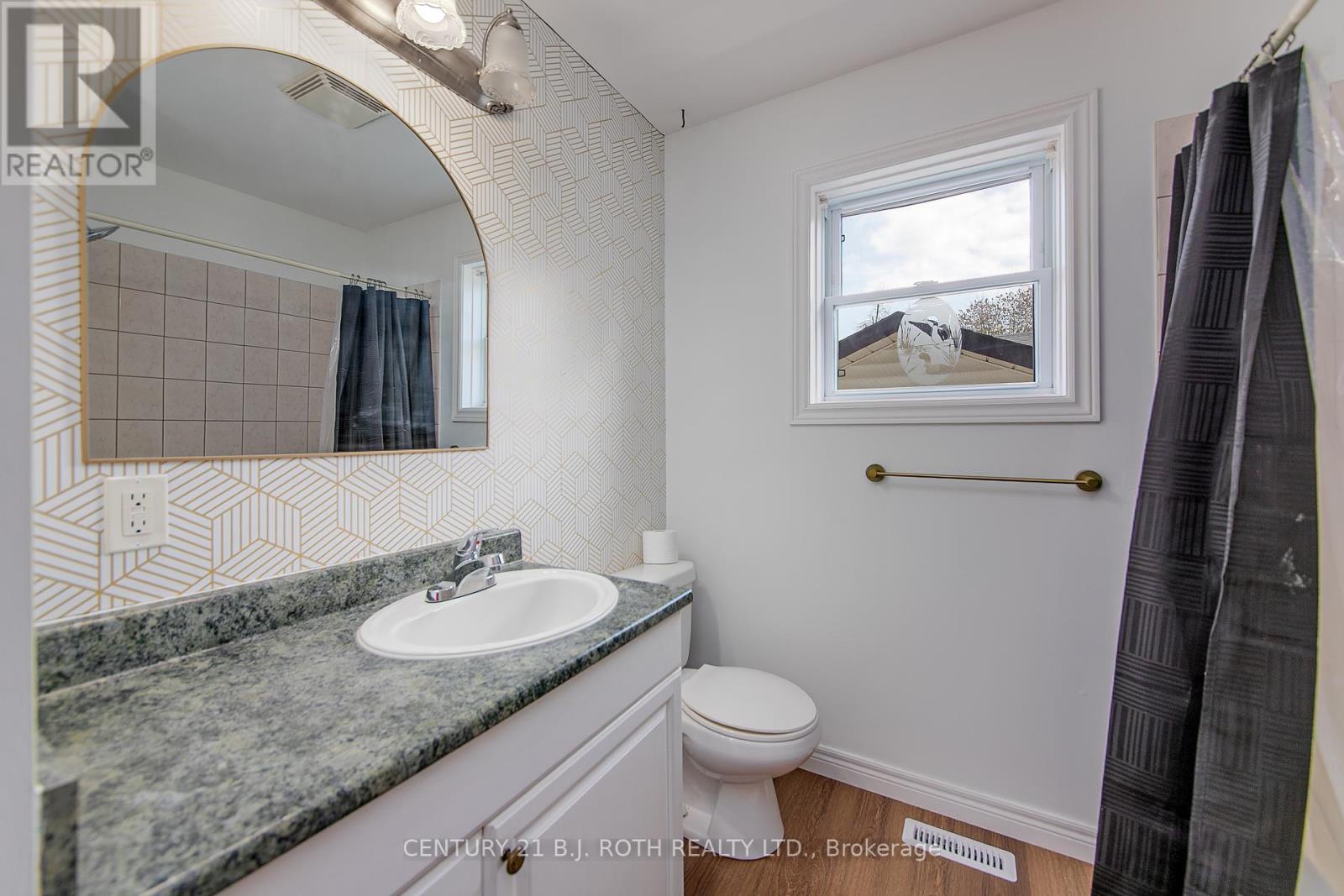 2636 Wilson Place, Innisfil, Ontario  L9S 3V2 - Photo 26 - N12153127