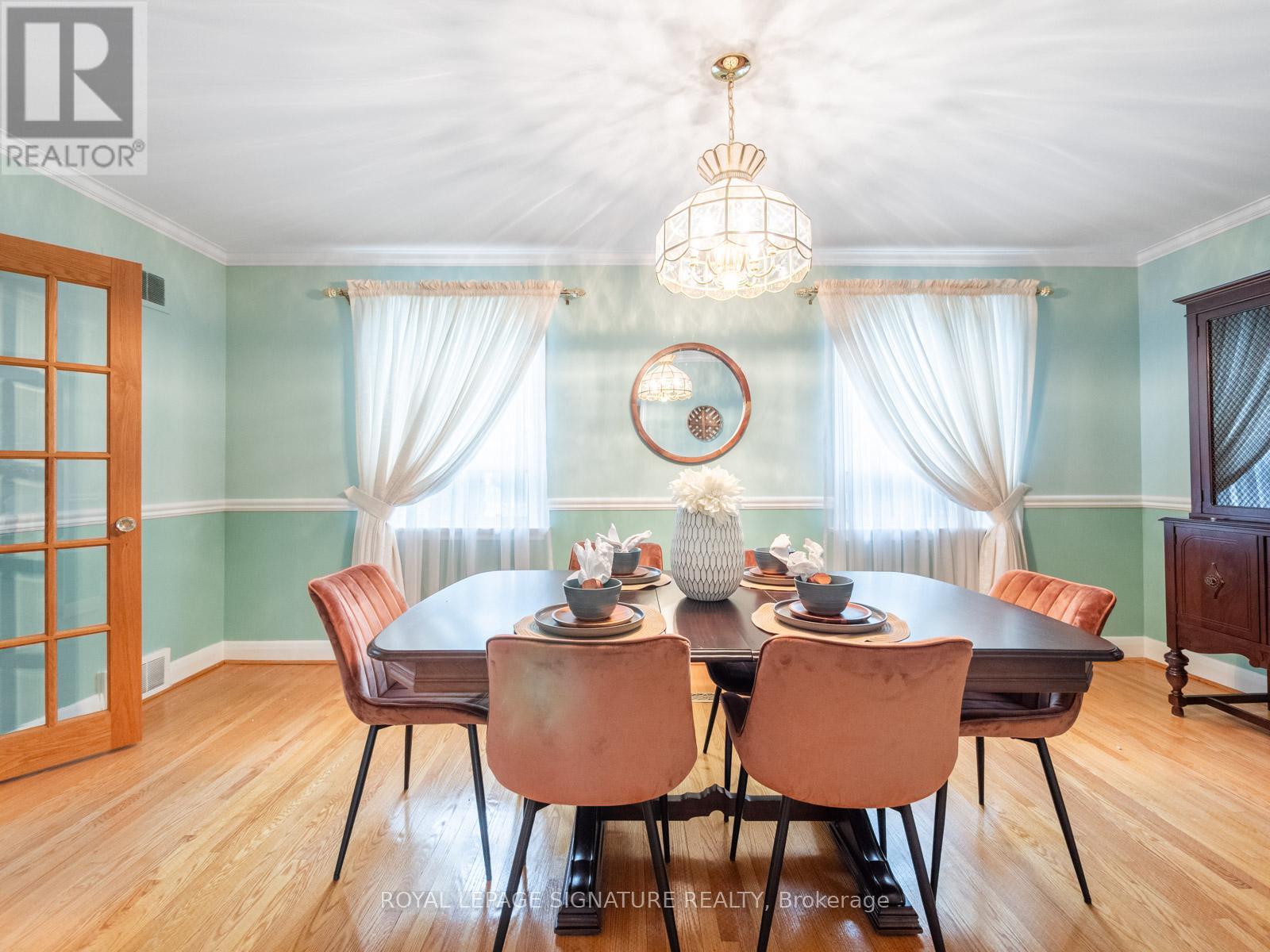 7 Notley Place, Toronto, Ontario  M4B 2M7 - Photo 14 - E12109865