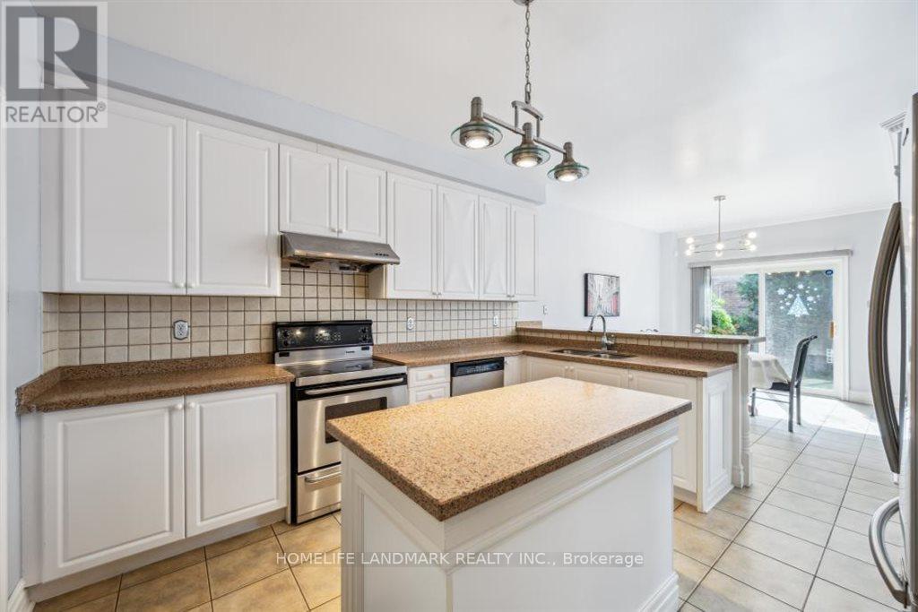 3294 Artesian Drive, Mississauga, Ontario  L5M 7J8 - Photo 16 - W12153075