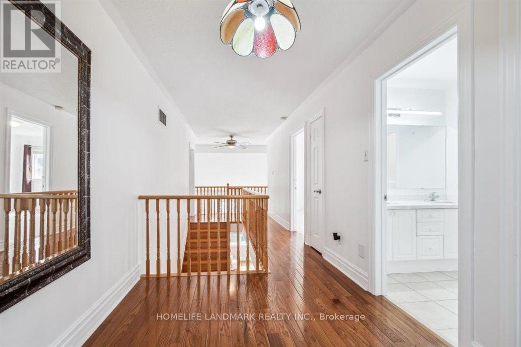 3294 Artesian Drive, Mississauga, Ontario  L5M 7J8 - Photo 22 - W12153075