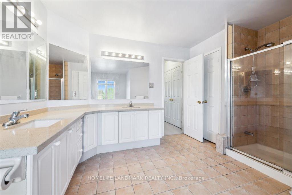 3294 Artesian Drive, Mississauga, Ontario  L5M 7J8 - Photo 26 - W12153075