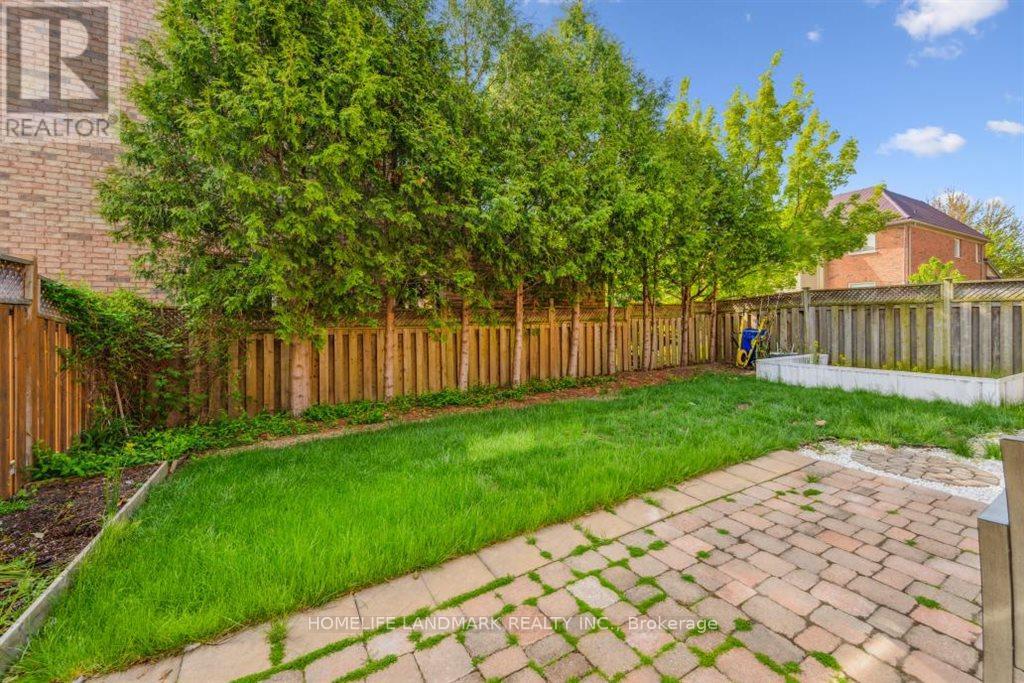 3294 Artesian Drive, Mississauga, Ontario  L5M 7J8 - Photo 37 - W12153075