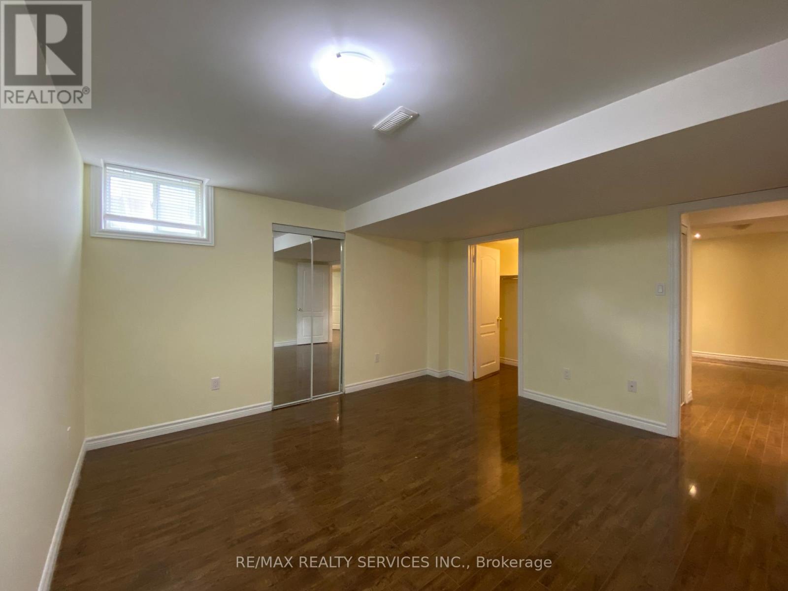 71 Vanderpool Crescent, Brampton, Ontario  L6P 3W2 - Photo 49 - W12153086
