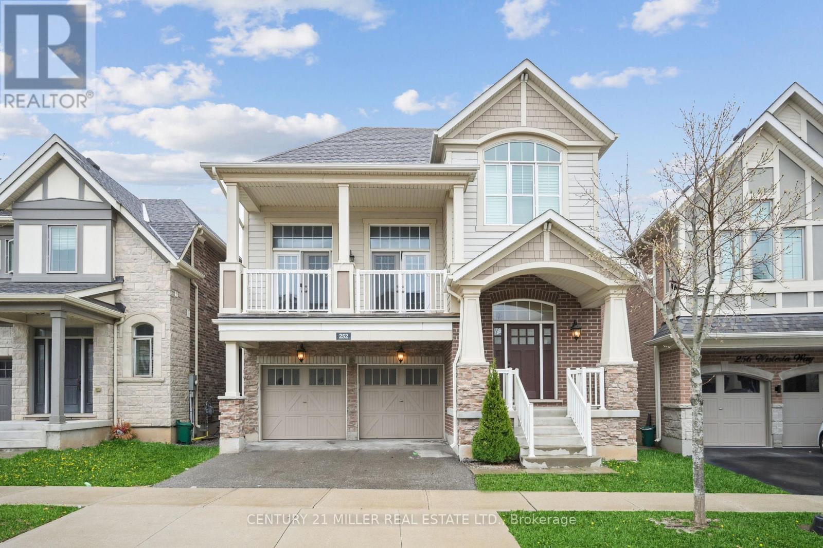 252 Wisteria Way, Oakville, Ontario  L6M 1L3 - Photo 1 - W12153093