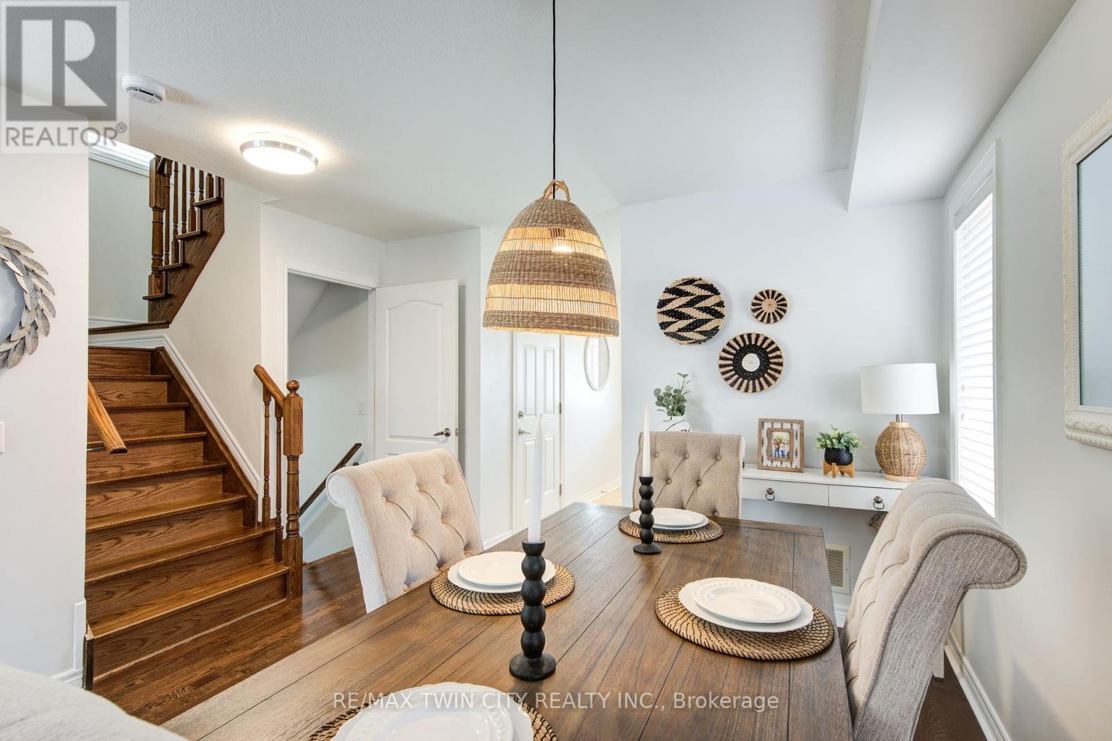 629 Baldwin Crescent, Woodstock (Woodstock - North), Ontario  N4T 0G5 - Photo 7 - X12153091