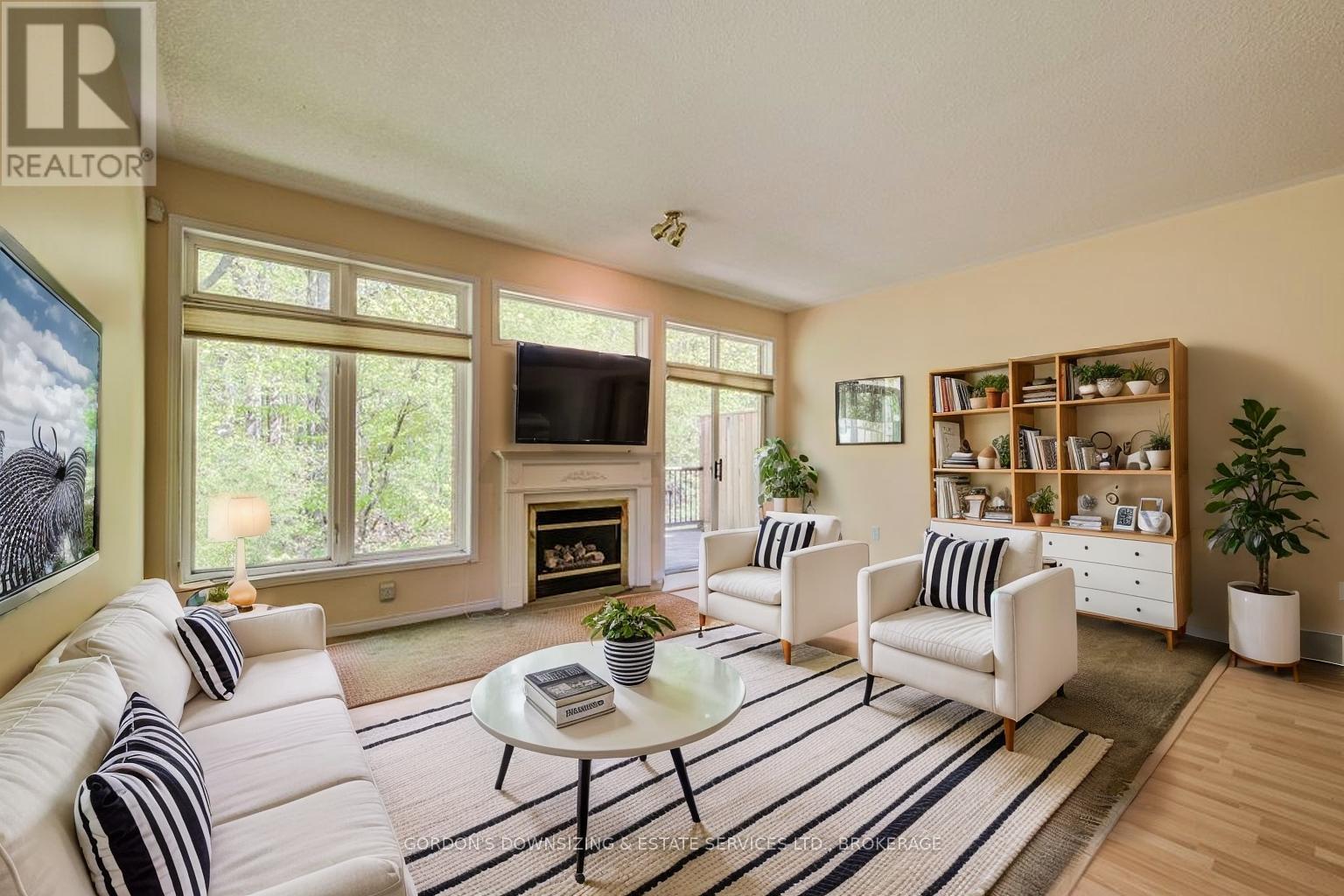 Property at 9 - 450 WESTFOREST TRAIL image 3