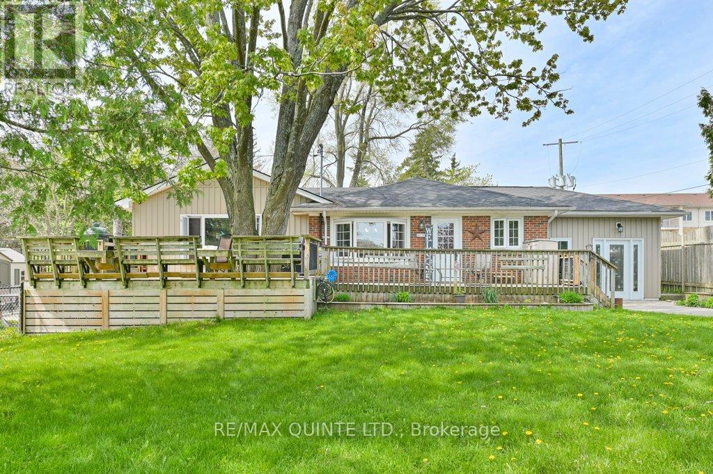 Property at 12 FOURTH AVENUE image 5
