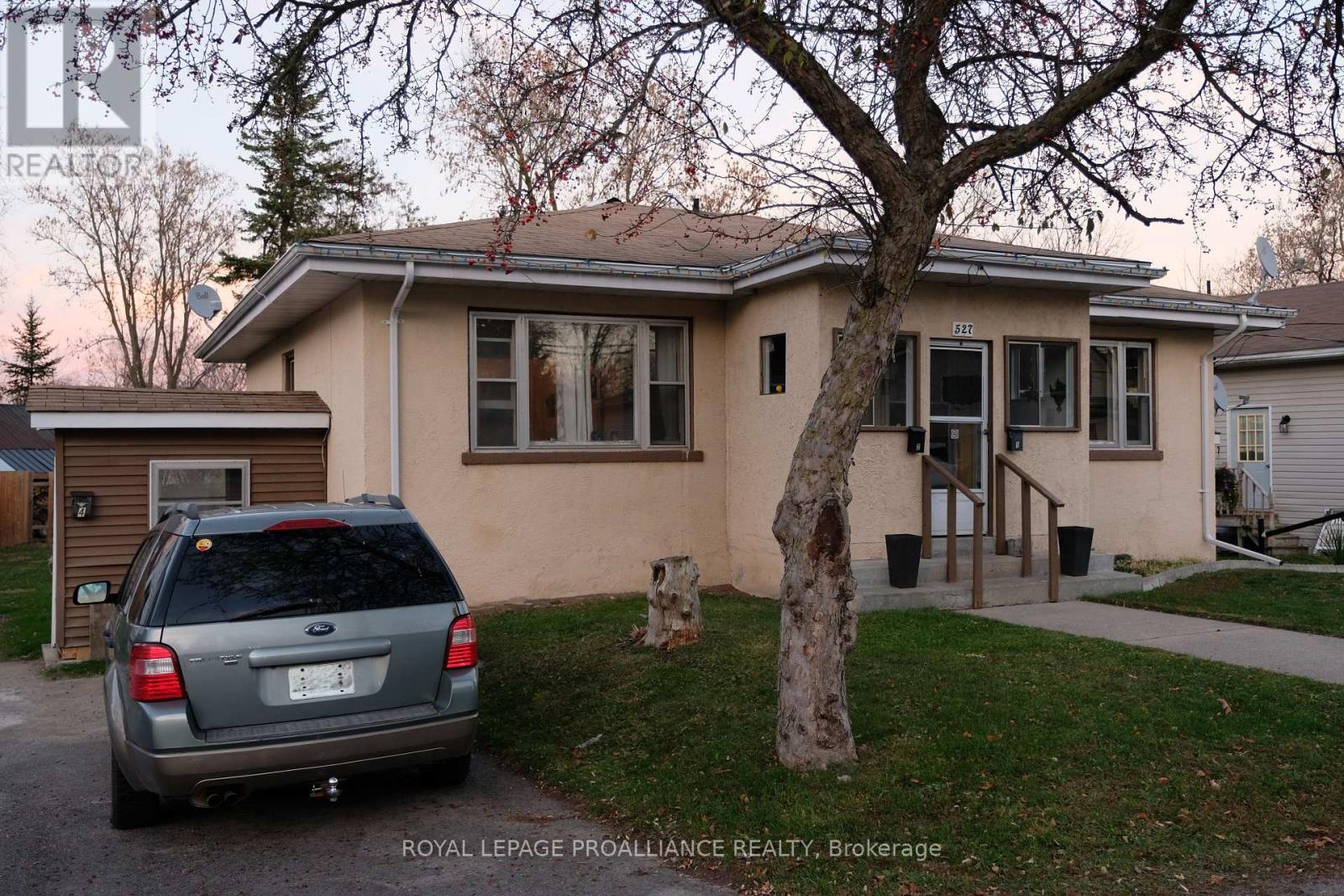 Property at 527 FRONT STREET image 1