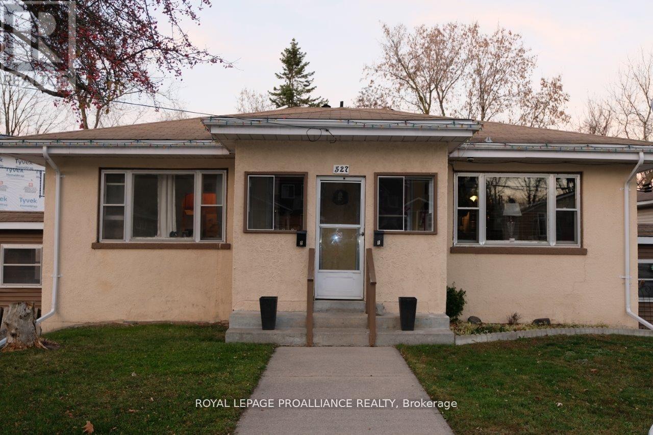 Property at 527 FRONT STREET image 2