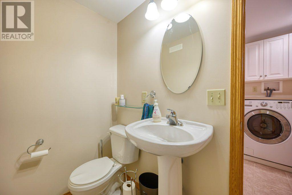 163 Sandringham Close Nw, Calgary, Alberta  T3K 3W9 - Photo 33 - A2221753