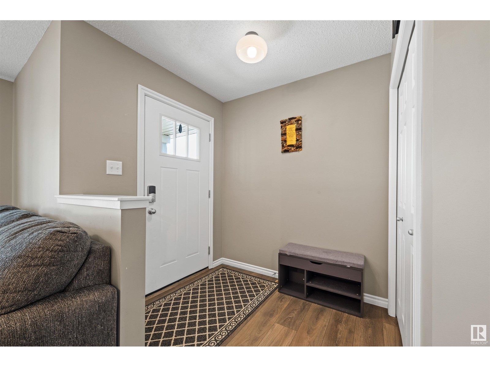 Property at 1354 WATT DR SW image 2