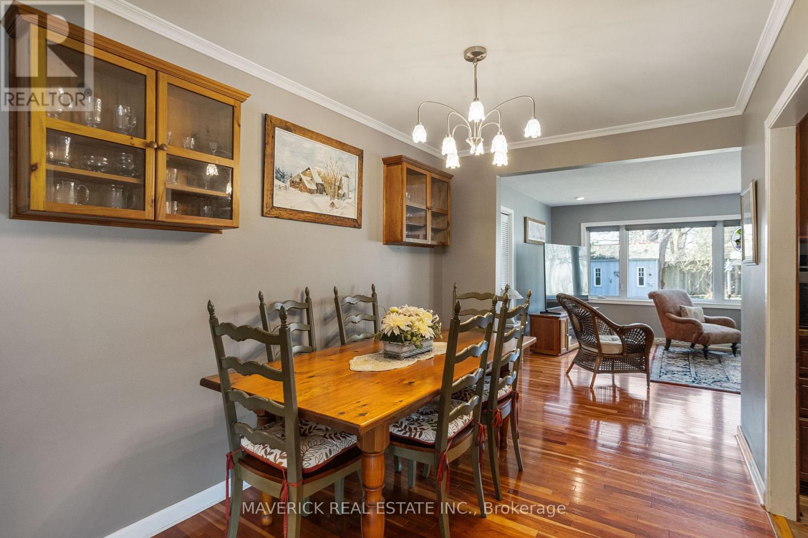 16 Crescent Avenue, Central Elgin (Lynhurst), Ontario  N5P 2K1 - Photo 13 - X12153216