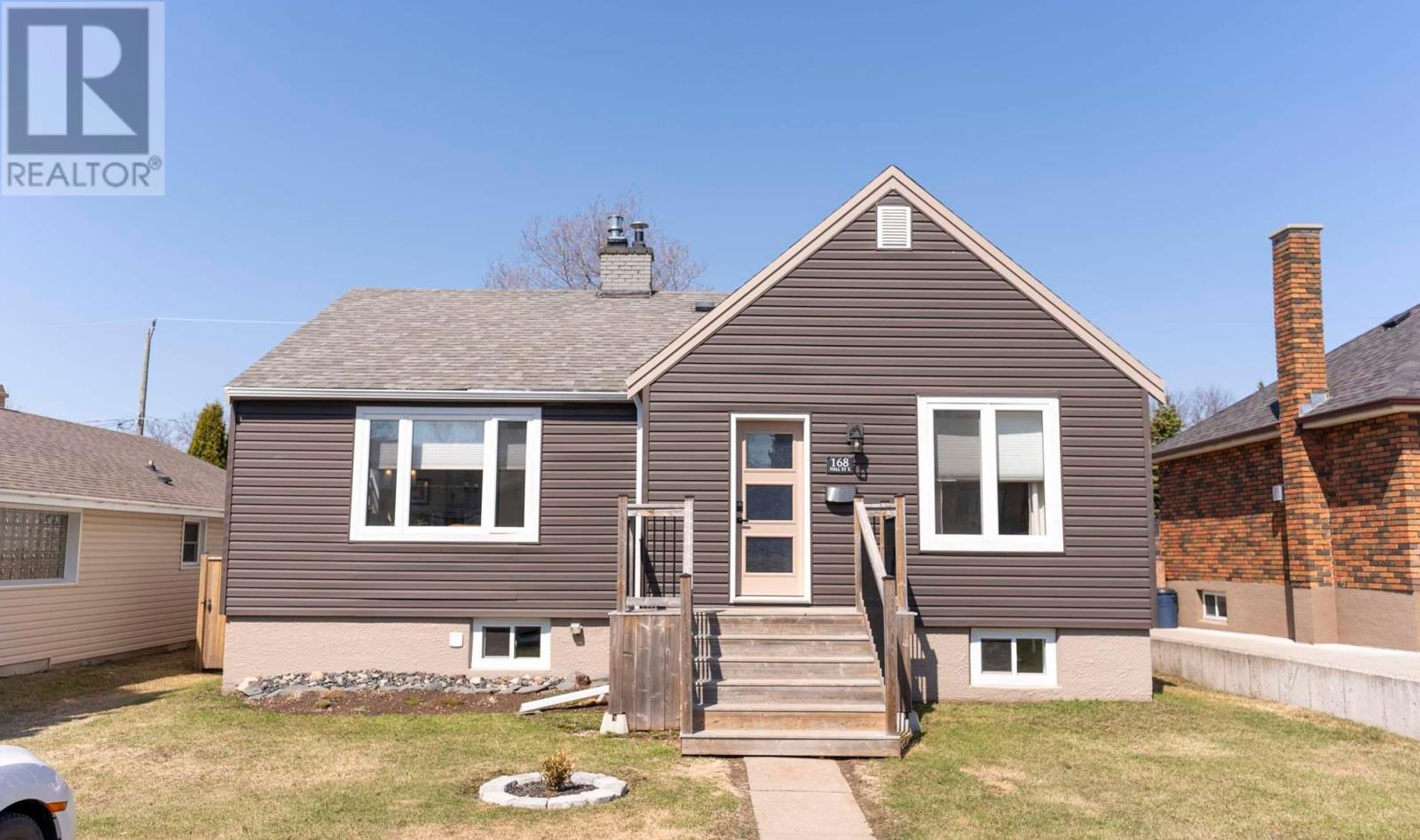 Property at 168 Hill ST image 1