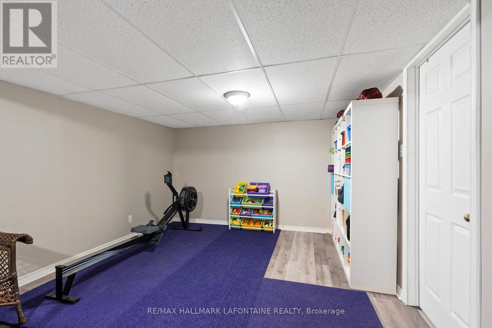 23 Kathleen Crescent, Ottawa, Ontario  K2S 1L5 - Photo 27 - X12153180